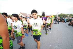 BIB: 
                            <button type="button" onclick="openModal(3530940)" class="btn btn-primary btn-sm float-right btn-popup" data-toggle="modal" data-target=".modal-high-quality">
                        <i class="fas fa-shopping-cart"></i> Add to Cart
                    </button>
                                            <button type="button" onclick="isThisMe(3530940, true)" class="btn btn-success btn-sm float-right btn-popup btn-isme hidden" data-toggle="tooltip" data-placement="bottom" title="นี่คือรูปของคุณใช่ไหม คลิกที่นี่เพื่อเอาเข้าอัลบั้ม">
                        <i class="fas fa-plus"></i> Add to album
                    </button>
                    <button type="button" onclick="isThisMe(3530940, false)" class="btn btn-warning btn-sm float-right btn-popup btn-isnotme hidden">
                        <i class="fas fa-ban"></i> Remove from album
                    </button>